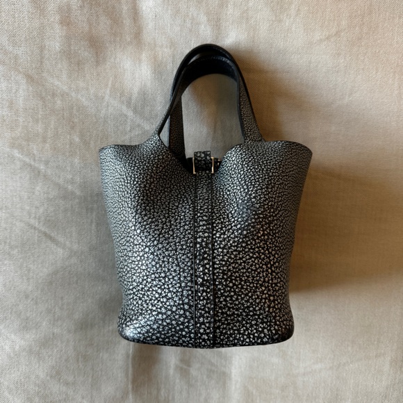 RARE🖤Hermes🖤Black Dalmatian Buffalo Leather Picotin 18 PM Bag - Picture 4 of 15